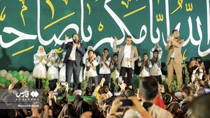 جشن میلاد کریم اهل بیت و همخوانی سرود سلام فرمانده ۲