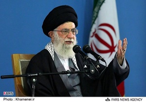 مقام معظم رهبری در دیدار دانشجویان و دانش آموزان