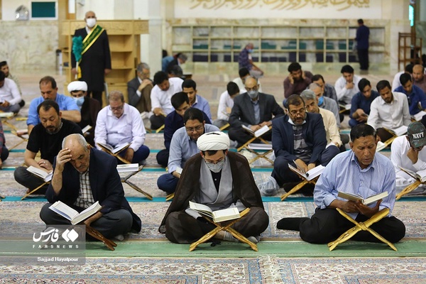 مراسم ترتیل خوانی عمومی قرآن در حرم حضرت فاطمه معصومه (س)