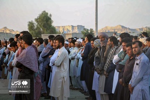 آئین تشییع پیکر شهید عارف هوتی در «زَرآباد»
