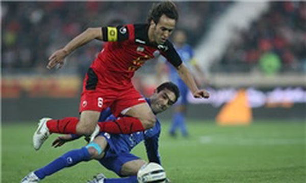 دیدار تیم های فوتبال پرسپولیس و استقلال
