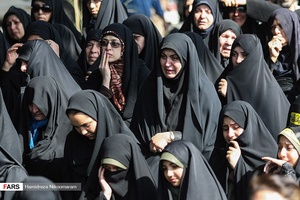 تشییع پیکر مطهر ۵ شهید تازه تفحص و شناسایی شده دفاع مقدس و دو شهید مدافع حرم در اصفهان