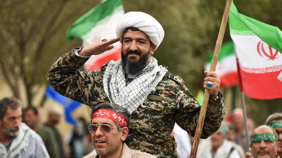 جانفدایان اصفهان خواب را بر چشم دشمن آشفته کردند