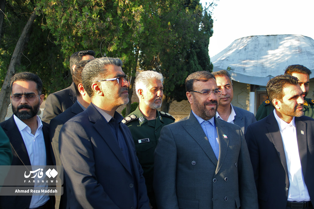 استقبال کاکو شیرازی‌ها از غلامرضا فرخی؛ قهرمان کشتی فرنگی جهان