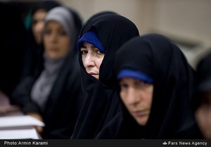  حضور خانواده شهید رکن آبادی از شهدا فاجعه منا در نشست خبری اولین سالگرد شهدای فاجعه منا