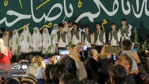 جشن میلاد کریم اهل بیت و همخوانی سرود سلام فرمانده ۲