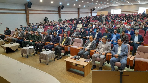 همایش طلایه‌داران اقتصاد مقاومتی استان سمنان 