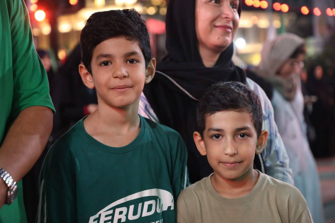 ما مادرها را با بمبِ مادرتان، تهدید نکنید!