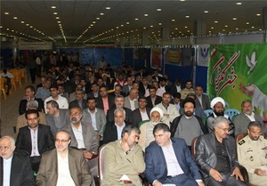 نشست شورای اداری هرمزگان در نمایشگاه دستاوردهای دولت عکس علی نظری