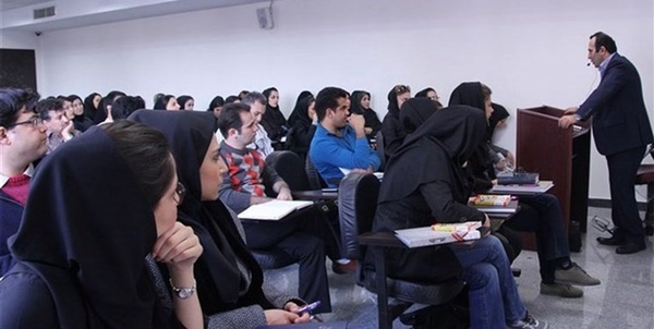 دانشجو