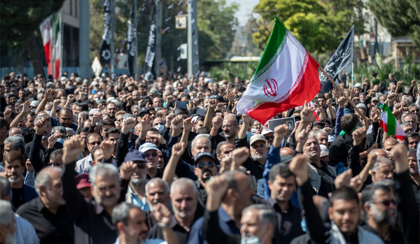راهپیمایی علیه آشوبگران اراک