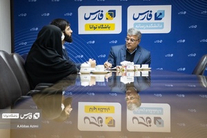 مراد کاویانی راد عضو هیئت علمی دانشگاه خوارزمی در نخستین سلسله نشست میز تخصصی سیاست آب در باشگاه خبرنگاران توانا حضور پیدا کرد