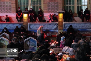 شب قدر کرمانی‌ها در جوار مزار «حاج قاسم» 