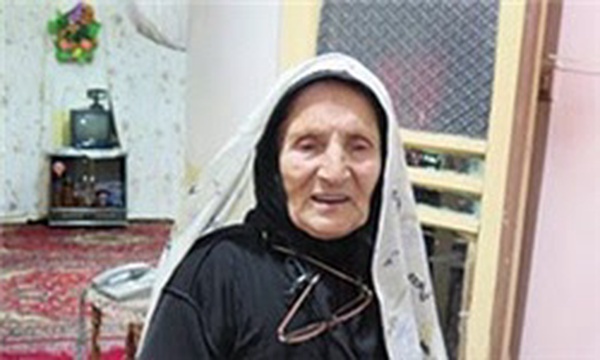 اختر نیازپور مادر محمد جعفر رضایی شهید شیار