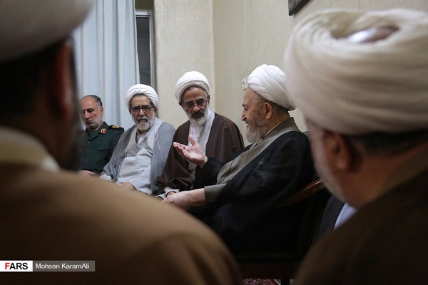 گزارش تصویری: دیدار نماینده ولی فقیه در سپاه با مراجع تقلید