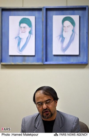 نشست خبری رحمت امینی رئیس مرکز هنرهای نمایشی حوزه هنری