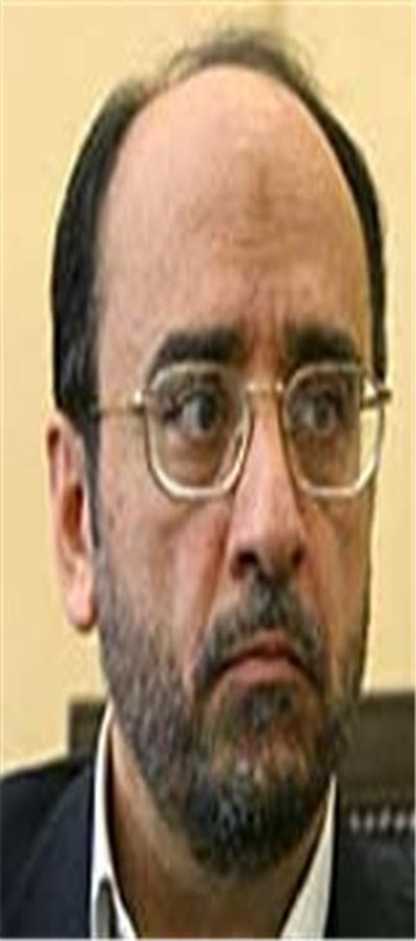 عباسپور طهرانی فرد رئیس واحد علوم و تحقیقات