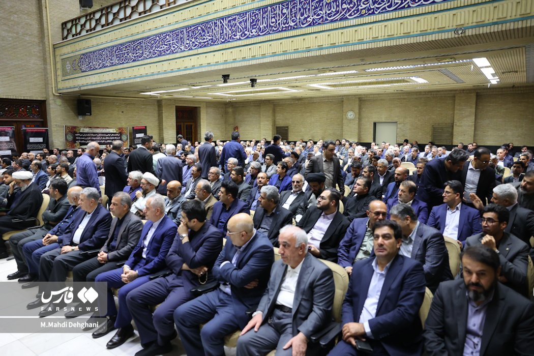 مراسم ترحیم مادر رئیس سازمان برنامه و بودجه