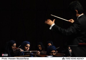 کنسرت نوای صلح به رهبری مهدی وجدانی