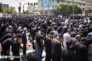 اقامه نماز ظهر عاشورا در بندرعباس