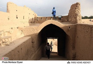"نارین قلعه" قدیمی‌ترین بنای خشتی جهان در استان یزد