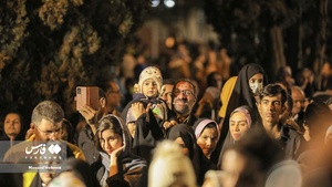 جشن میلاد کریم اهل بیت و همخوانی سرود سلام فرمانده ۲