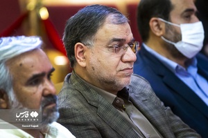مهدی فضائلی کارشناس مسائل سیاسی و معاون دفتر نشر آثار رهبر معظم انقلاب درآیین رونمایی از کتاب نیم قرن ناکامی