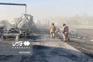 طوفان گرد و خاک در بزرگراه آمریکا 6 کشته و 37 مجروح برجا گذاشت