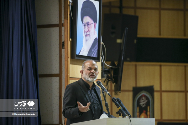 احمد وحیدی