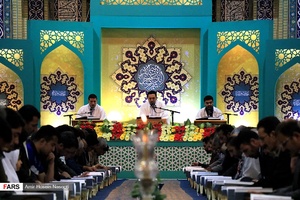 جزخوانی قرآن کریم در حسینیه اعظم زنجان