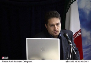 نشست کنترل نهاد امنیتی بر شبکه های اجتماعی توسط بیژن پیروز استاد دانشگاه تهران در خبرگزاری فارس