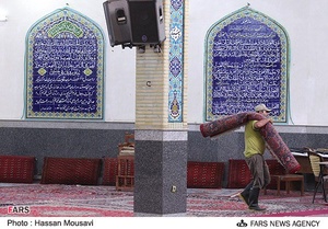 غبارروبی مساجد در استقبال از ماه مهمانی خدا