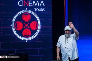 محمدرضا شریفی نیا در مراسم اختتامیه جشنواره فیلم سینما تورز