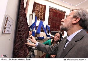 حضور علی لاریجانی رئیس مجلس شورای اسلامی در موزه فرش ترکمنستان