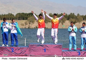 قهرمانی کشور چین در بخش کایاک مردان دو نفره در چهاردهمین دوره مسابقات آبهای آرام قهرمانی آسیا و انتخابی المپیک 2012