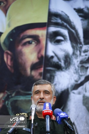 پرسش سوال از سردار امیرعلی حاجی‌زاده فرمانده نیروی هوافضای سپاه توسط دانشجویان دانشگاه علم و صنعت