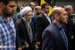 آیت الله آملی لاریجانی رئیس مجمع تشخیص مصلحت نظام در راهپیمایی روز جهانی قدس ۹۸ 