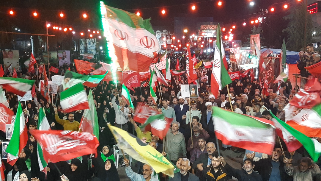 ملت ایران طناب خونخواهی را به گردن ترامپ و نتانیاهو می‌اندازد
