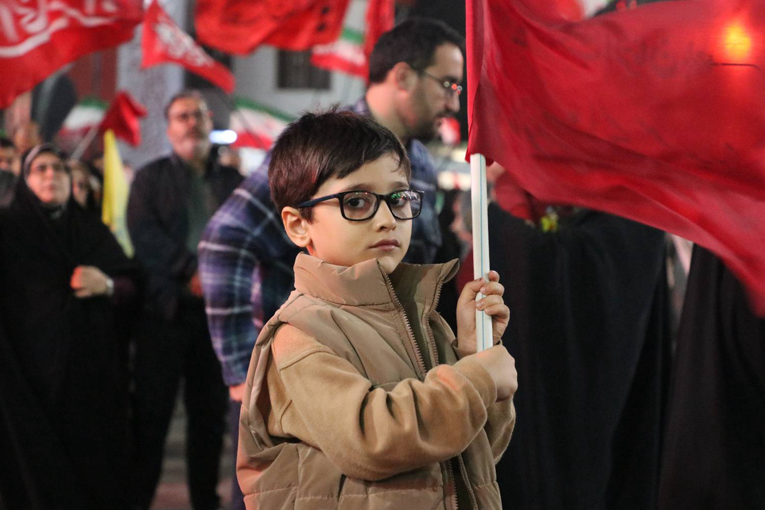 ما مادرها را با بمبِ مادرتان، تهدید نکنید!