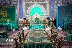 آئین تعویض پرچم گنبد و پوش ضریح حرم مطهر رضوی