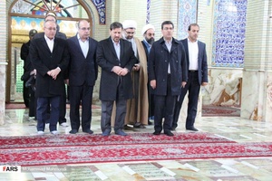 ادای احترام مدیران سمنان به آستان مقدس امام‌زاده یحیی (ع)
