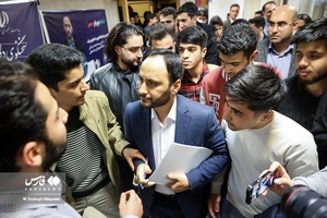 علی بهادری جهرمی سخنگوی دولت در نشست دانشجویی پاسخگو در برابر جمهور 