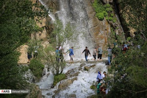 مسافران تابستانی در گنجنامه همدان