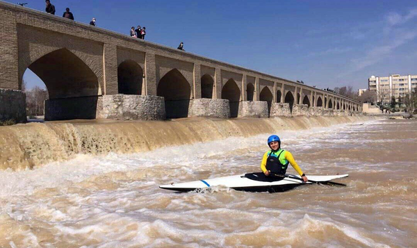 فائزه روناسی