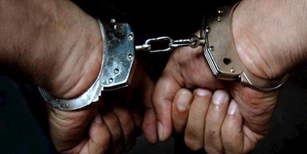 دستگیری ۲ اراذل اوباش مسلح در داراب