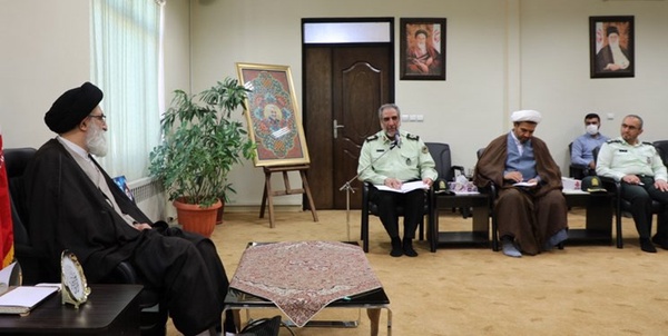 نیروی انتظامی 