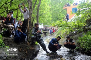 چهارمین جشنواره توت‌فرنگی شیان