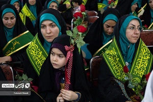 مراسم  تجليل از ۷۲ حافظ کل قرآن 