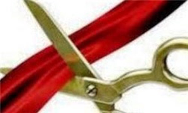 روبان بهره برداری افتتاح