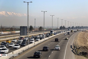 ترافیک در اتوبان تهران - قم